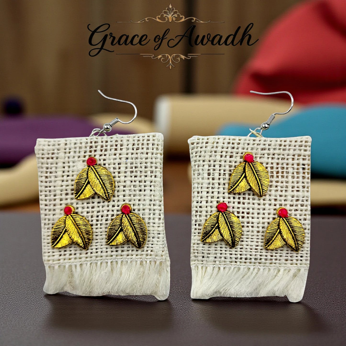 Safedi-e-Nazakat | White Fringe Leaf Charm Earrings