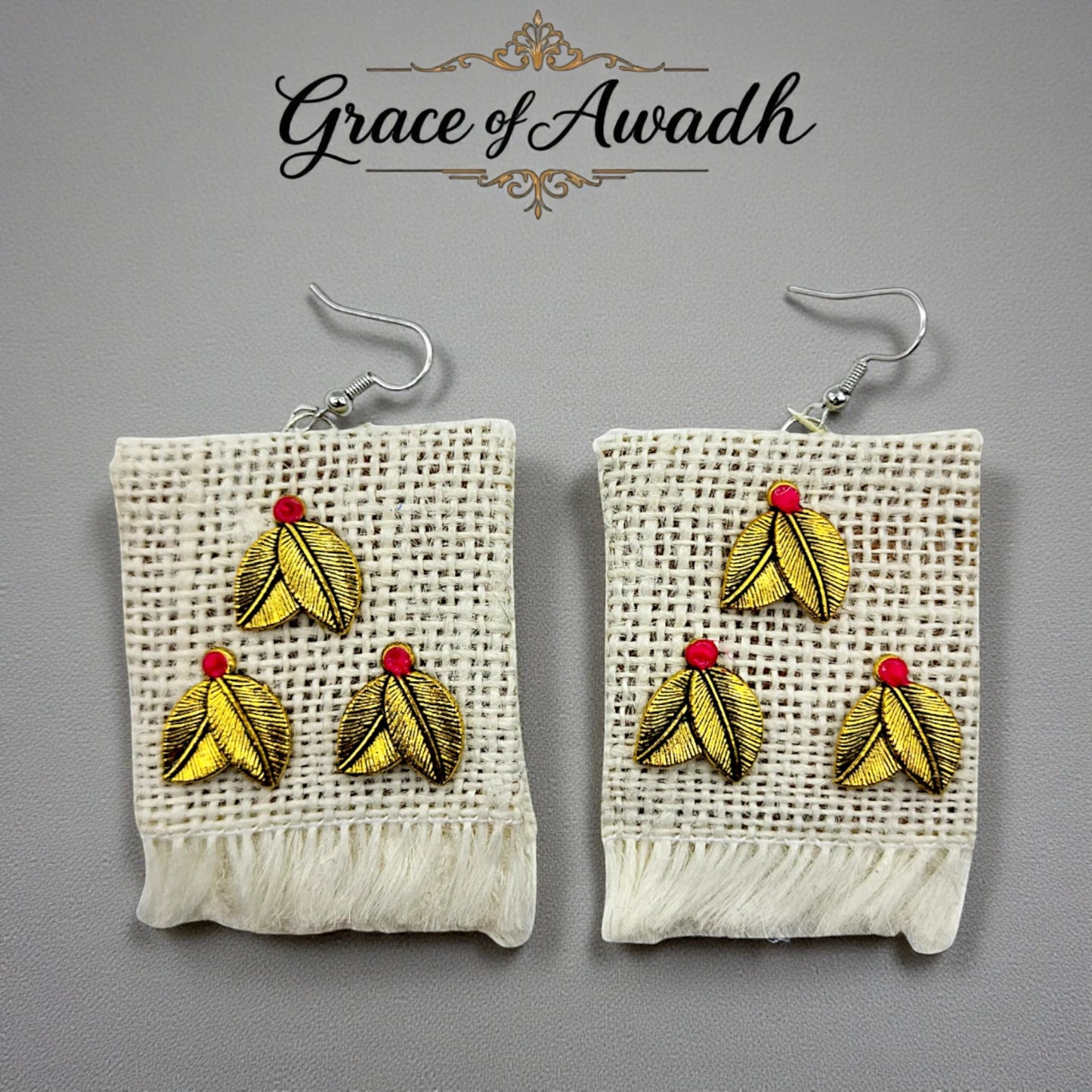 Safedi-e-Nazakat | White Fringe Leaf Charm Earrings